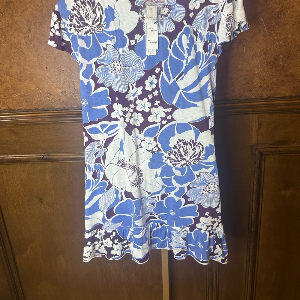 NWT SIZE XL Blue and White Asymmetrical Cap Sleeve Tunic Blouse - Picture 4 of 4